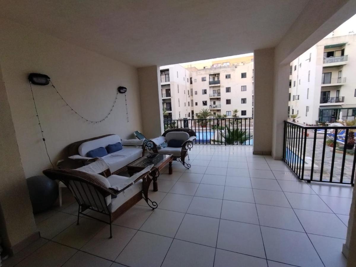 Apartamento In The Heart Of Bugibba Bahía de San Pablo Exterior foto